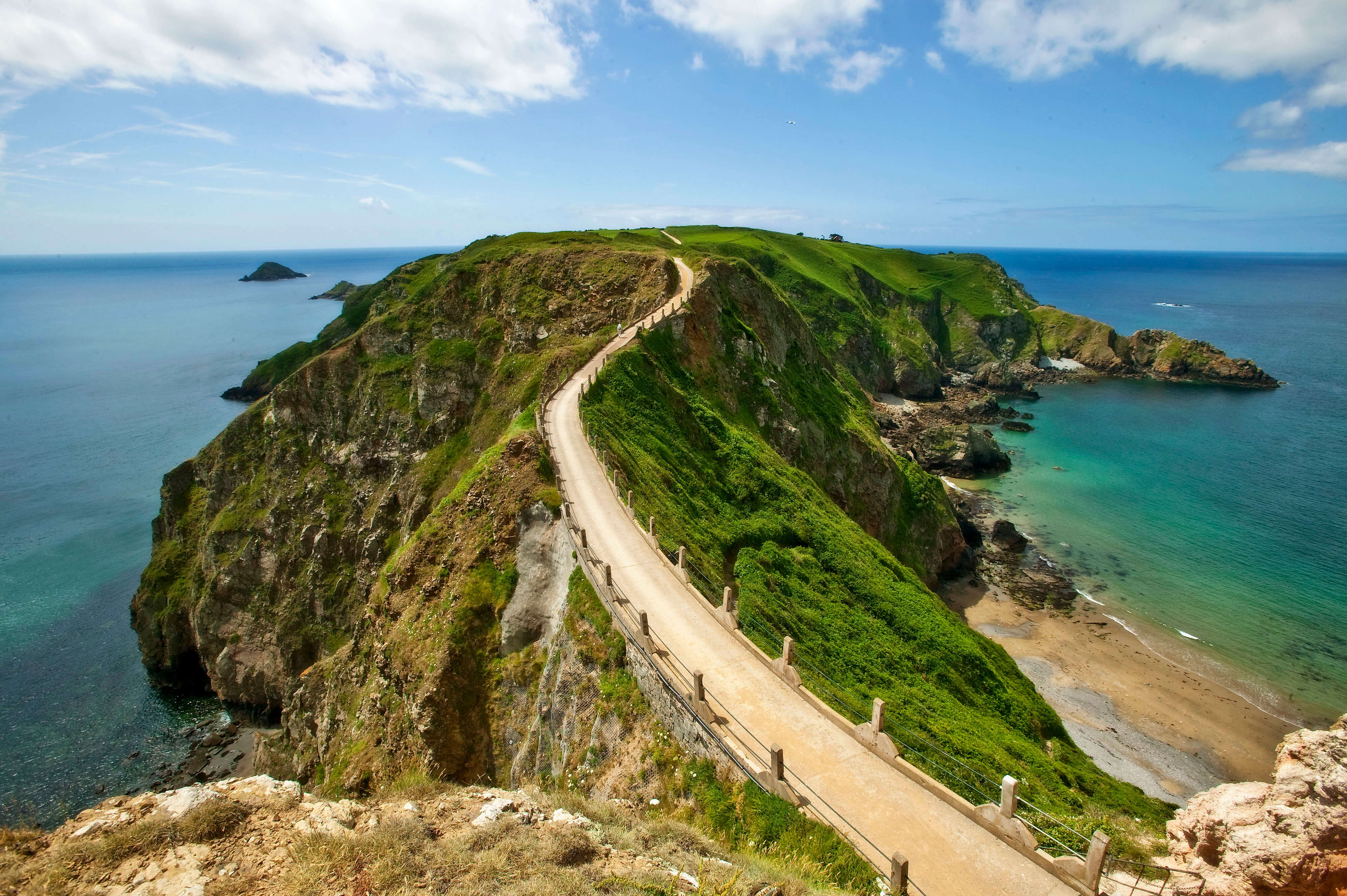 guernsey island tour