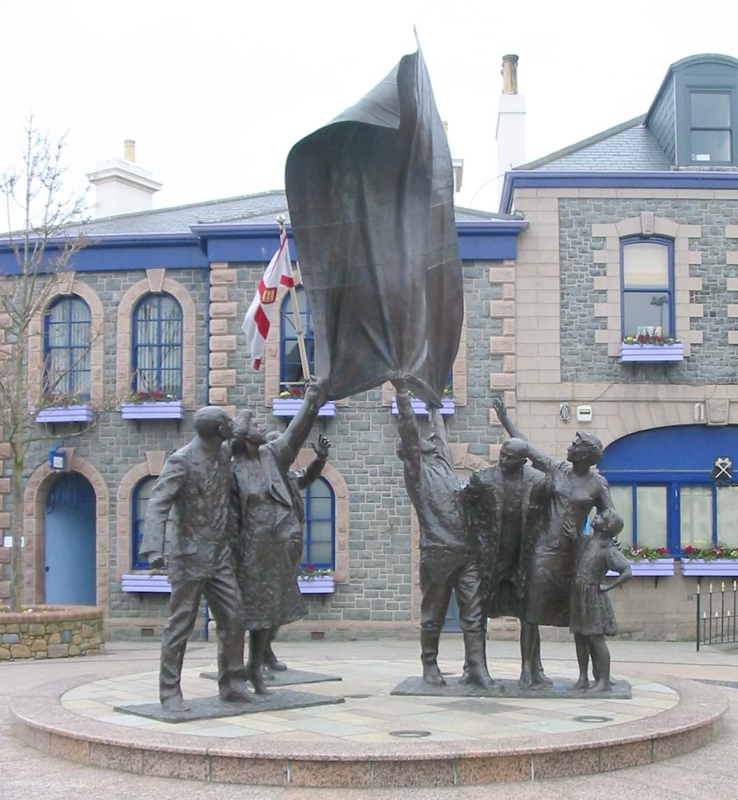 Liberation_sculpture_Jersey.jpg