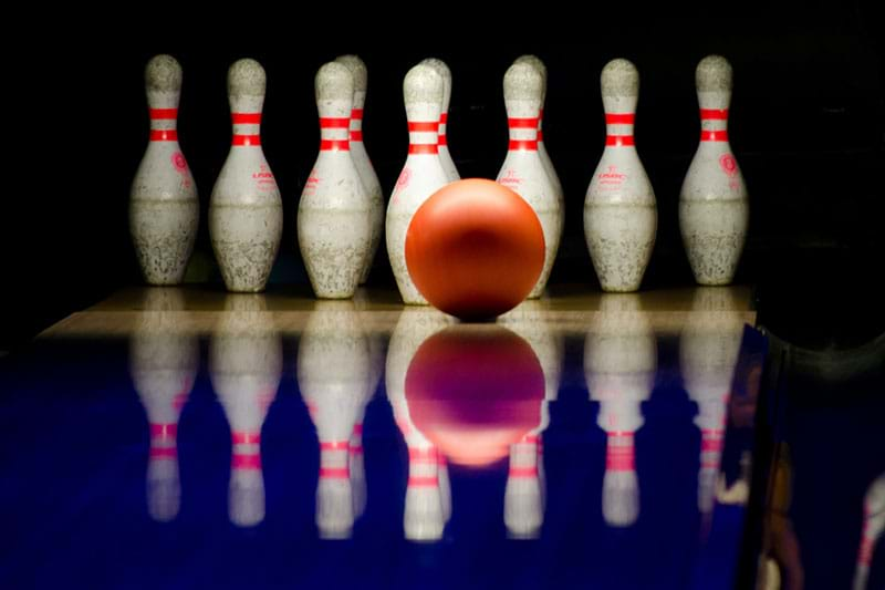 Indoor-Bowls-at-the-Guernsey-Bowl-Stadium.jpg