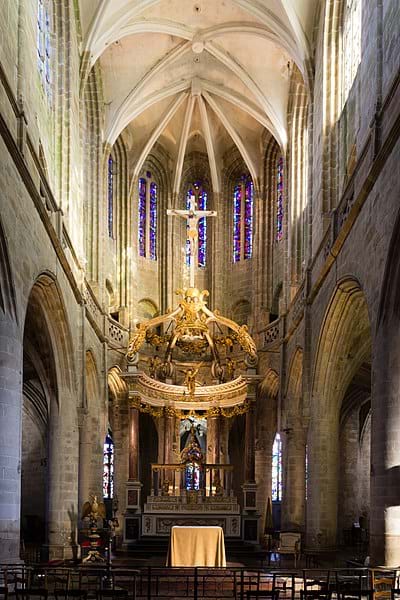 The Basilica of Saint-Sauveur.jpg