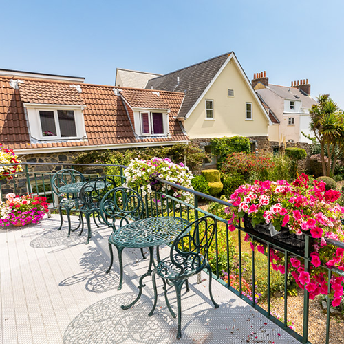Garden 2 500x500.png