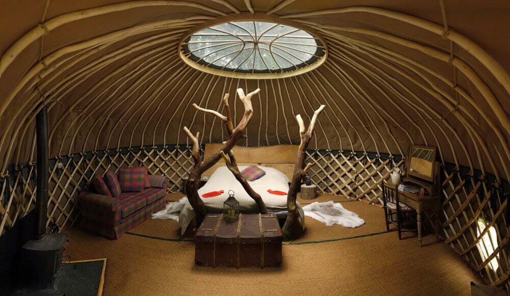 Craft yurts interior 2.jpg