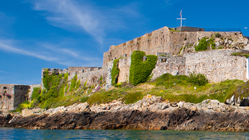 453245_castlecornet.png