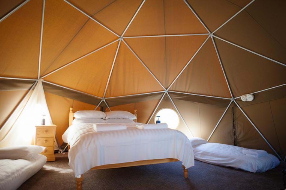 luxury-glamping-durrell-wildlife-camp-jersey-channel-islands