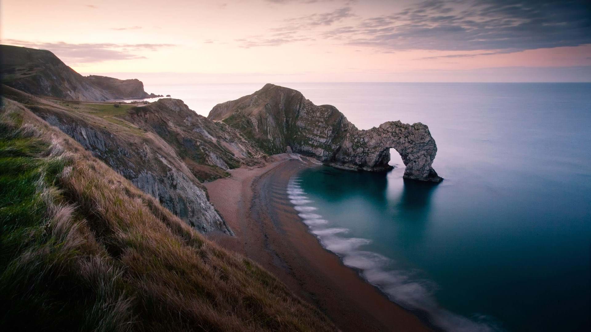 durdle-door-at-dusk