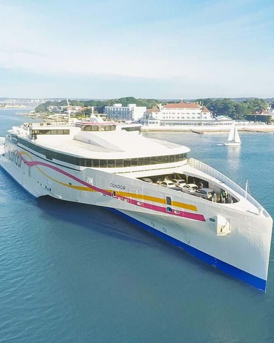 hotel Absorbente ala Jersey Port | Ferry Routes & Ports | Condor Ferries