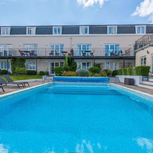 Albany Apartments Guernsey Condor Breaks